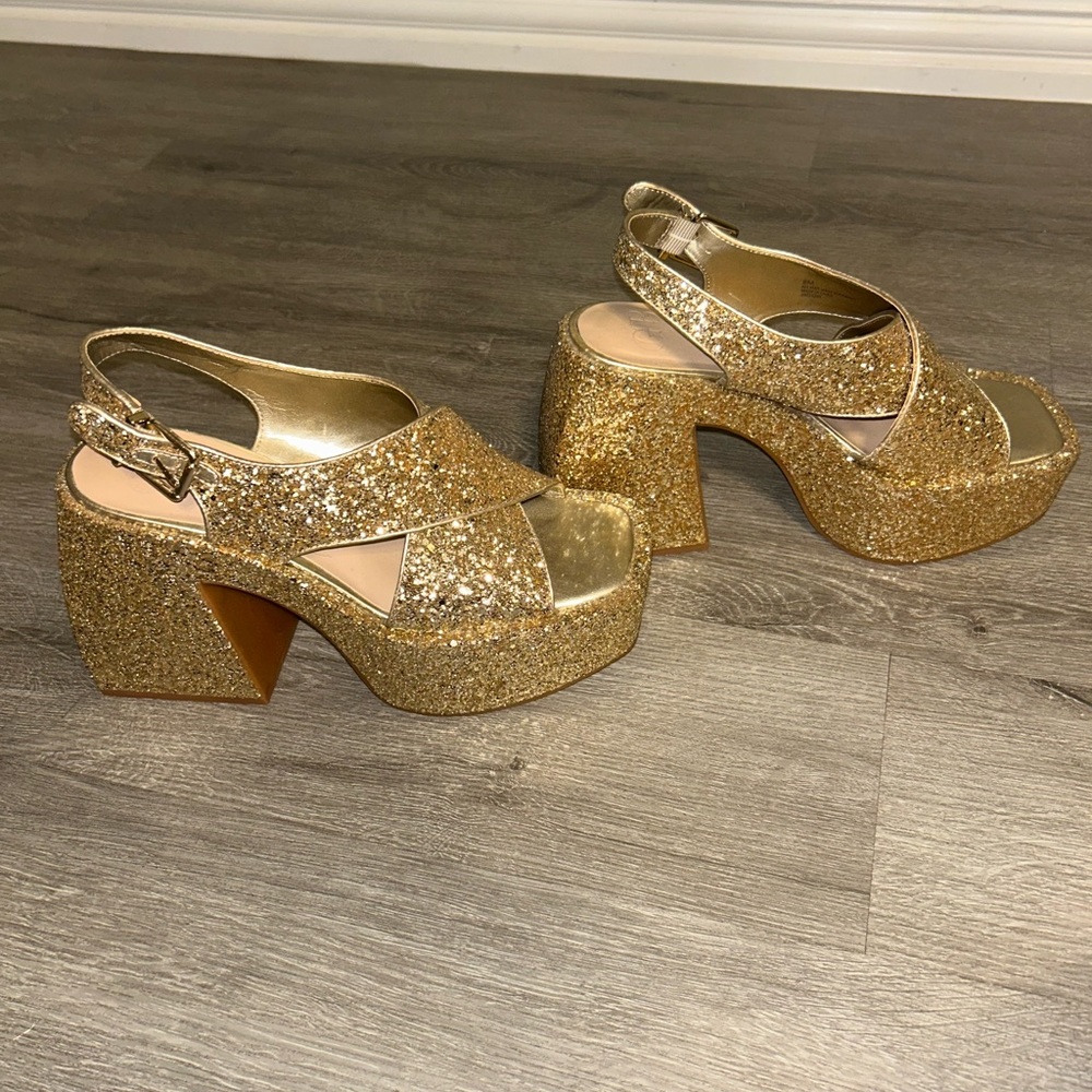 Gianni Bini Gold Glitter Sandals - Picture 3 of 6